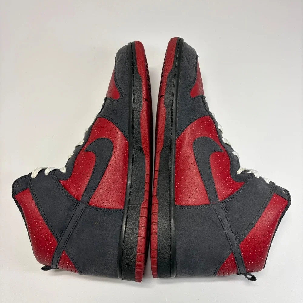 Nike Dunk High Ultraman 2009 OG Red Gray Men's Size 11 317982-061 collector‎